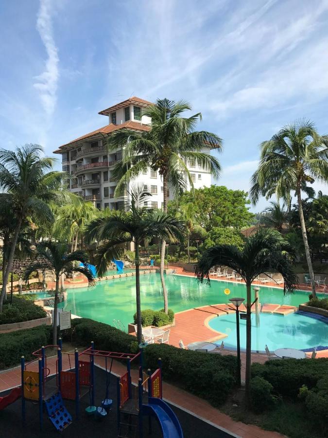 Alza Mahkota Hotel Melaka Exterior photo